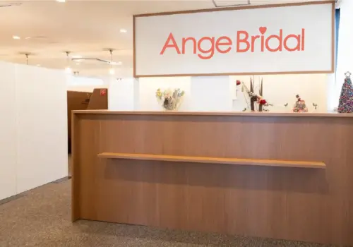 アンジュブライダル鈴鹿店内観